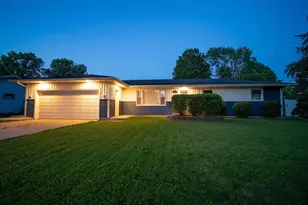 1614 N Sumac Dr, Janesville, WI 53545 - Photo 4