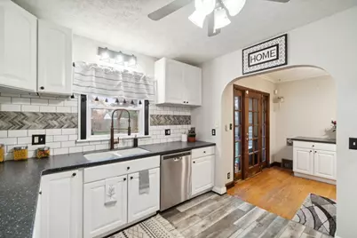 1141 9th Street, Beloit, WI 53511 - Photo 2