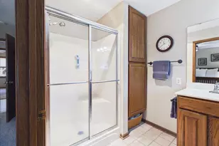 704 Augusta Dr, Waunakee, WI 53597 - Photo 16