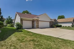 704 Augusta Dr, Waunakee, WI 53597 - Photo 70
