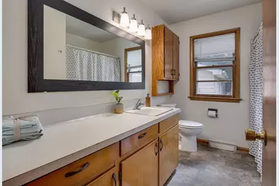 2407 Waunona Way, Madison, WI 53713 - Photo 20