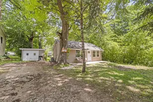 26920 97th St, Trevor, WI 53179 - Photo 14