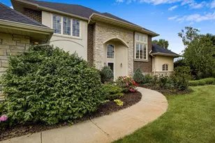 3002 Linnerud Dr, Stoughton, WI 53589 - Photo 4