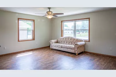 713 Martin Street, Mauston, WI 53948 - Photo 2