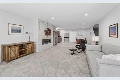 9007 Royal Oaks Circle, Madison, WI 53593 - Photo 38