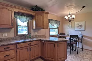 1331 S Crosby Ave, Janesville, WI 53546 - Photo 18