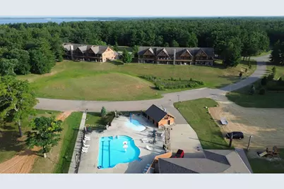 W4112 Vista Drive #8, Mauston, WI 53948 - Photo 10