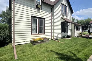 506 Juneau Ave, Mauston, WI 53948 - Photo 4
