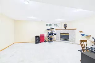 6143 Dell Dr, Madison, WI 53718 - Photo 56