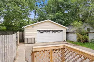 321 E Marion St, Portage, WI 53901 - Photo 18