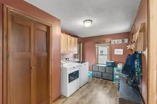 321 E Marion St, Portage, WI 53901 - Photo 4