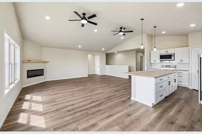 997 Bell Circle, Arlington, WI 53911 - Photo 8