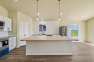 997 Bell Circle, Arlington, WI 53911 - Photo 12