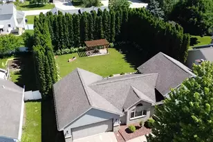 3503 Candlewood Dr, Janesville, WI 53546 - Photo 2