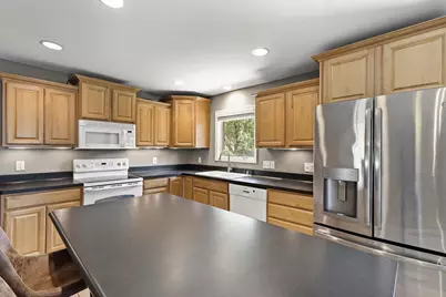 1418 Arrowood Drive, Madison, WI 53704 - Photo 12
