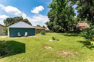 2109 16th St, Monroe, WI 53566 - Photo 6