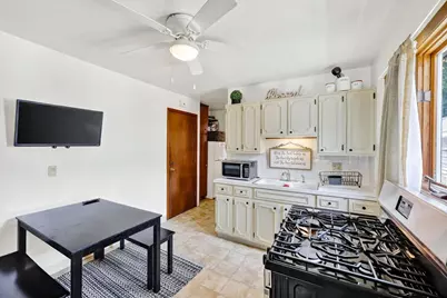 174 Farrell Street, Madison, WI 53714 - Photo 8