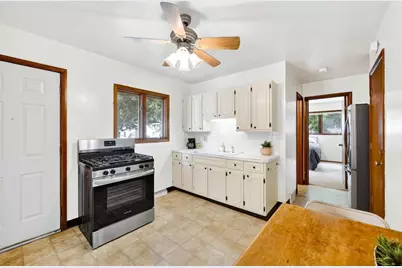 174 Farrell Street, Madison, WI 53714 - Photo 18