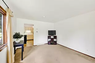 174 Farrell St, Madison, WI 53714 - Photo 14