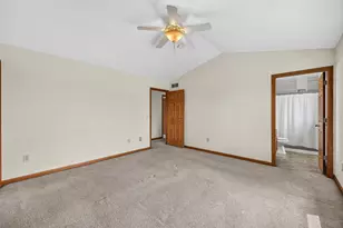 210 Rustic Dr, Madison, WI 53718 - Photo 20