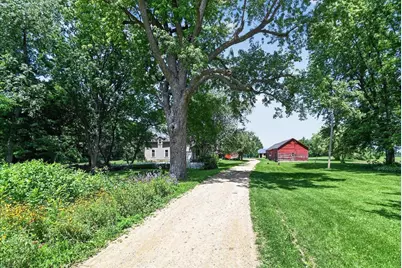 1948 County Rd T, Marshall, WI 53590 - Photo 4