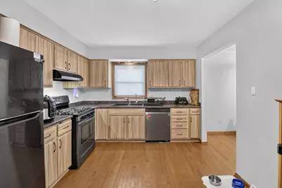518 Seven Nations Drive, Madison, WI 53713 - Photo 8