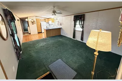 W211N11863 Hilltop Drive #D6, Germantown, WI 53022 - Photo 4