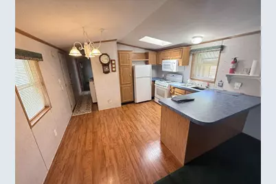W211N11863 Hilltop Drive #D6, Germantown, WI 53022 - Photo 2