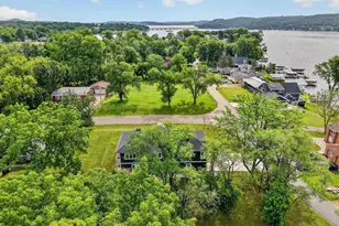 713 Lake Wisconsin Dr, Merrimac, WI 53561 - Photo 52
