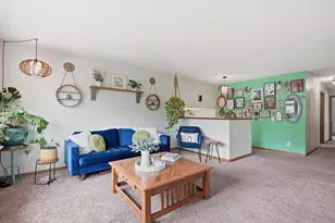 3137 Clove Dr, Madison, WI 53704 - Photo 6