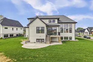 1600 Ginger Ln, Waunakee, WI 53597 - Photo 4