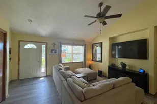 482 E Dale St, Browntown, WI 53522 - Photo 8