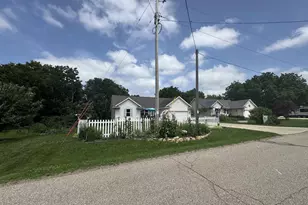 482 E Dale St, Browntown, WI 53522 - Photo 76