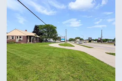 1733 S Marquette Road, Prairie Du Chien, WI 53821 - Photo 22