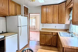 1733 S Marquette Rd, Prairie Du Chien, WI 53821 - Photo 6