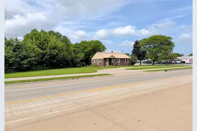 1733 S Marquette Road, Prairie Du Chien, WI 53821 - Photo 24