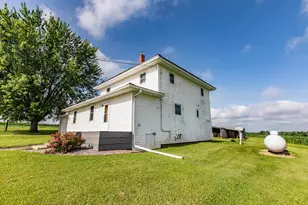 5100 Lagoon Rd, Highland, WI 53543 - Photo 2