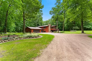 200800 Canopy Ln, Rosholt, WI 54473 - Photo 2