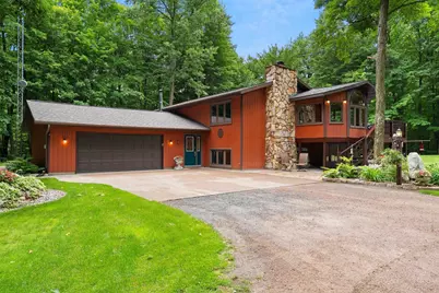 200800 Canopy Lane, Rosholt, WI 54473 - Photo 1