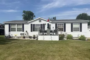 N8839 Friesland Friesland Rd, Randolph, WI 53956 - Photo 2