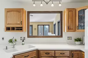 5655 Concord Dr, Fitchburg, WI 53711 - Photo 12