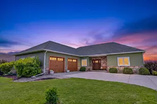 2315 Manley Dr, Sun Prairie, WI 53590 - Photo 1