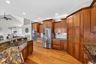 2315 Manley Dr, Sun Prairie, WI 53590 - Photo 12
