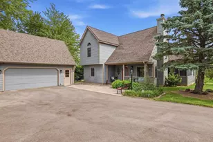 6 Beacon Trail, Galena, IL 61036 - Photo 2