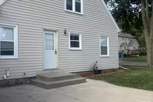 915 West St, Baraboo, WI 53913 - Photo 6