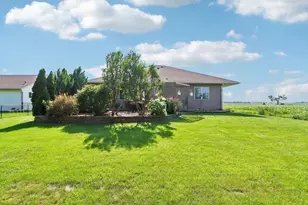321 4th St, Brooklyn, WI 53521 - Photo 50