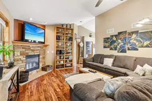 321 4th St, Brooklyn, WI 53521 - Photo 14