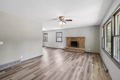 618 E Conant Street, Portage, WI 53901 - Photo 10