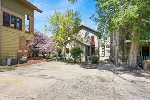 126 S Hancock St, Madison, WI 53703 - Photo 36