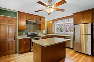 126 S Hancock St, Madison, WI 53703 - Photo 14